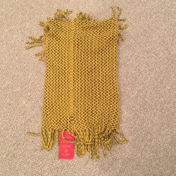 NWT Mustard Mustard Loose Weave Infinity Scarf - Picture 4 of 4